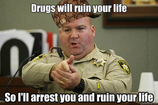 Good guy scumbag cop